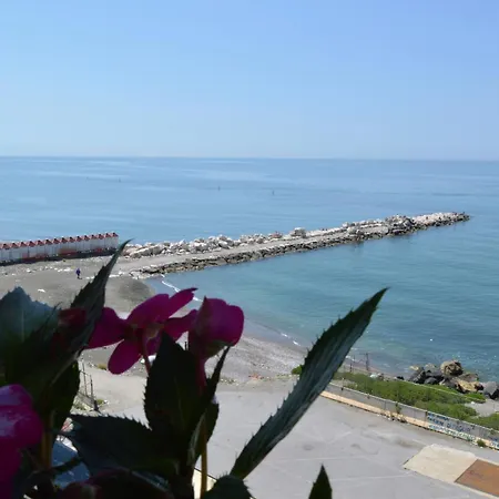 B&B Fronte Del Mare-2